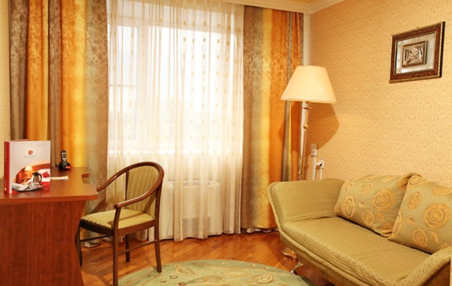 Azimut Hotel Astrakhan Eksteriør billede